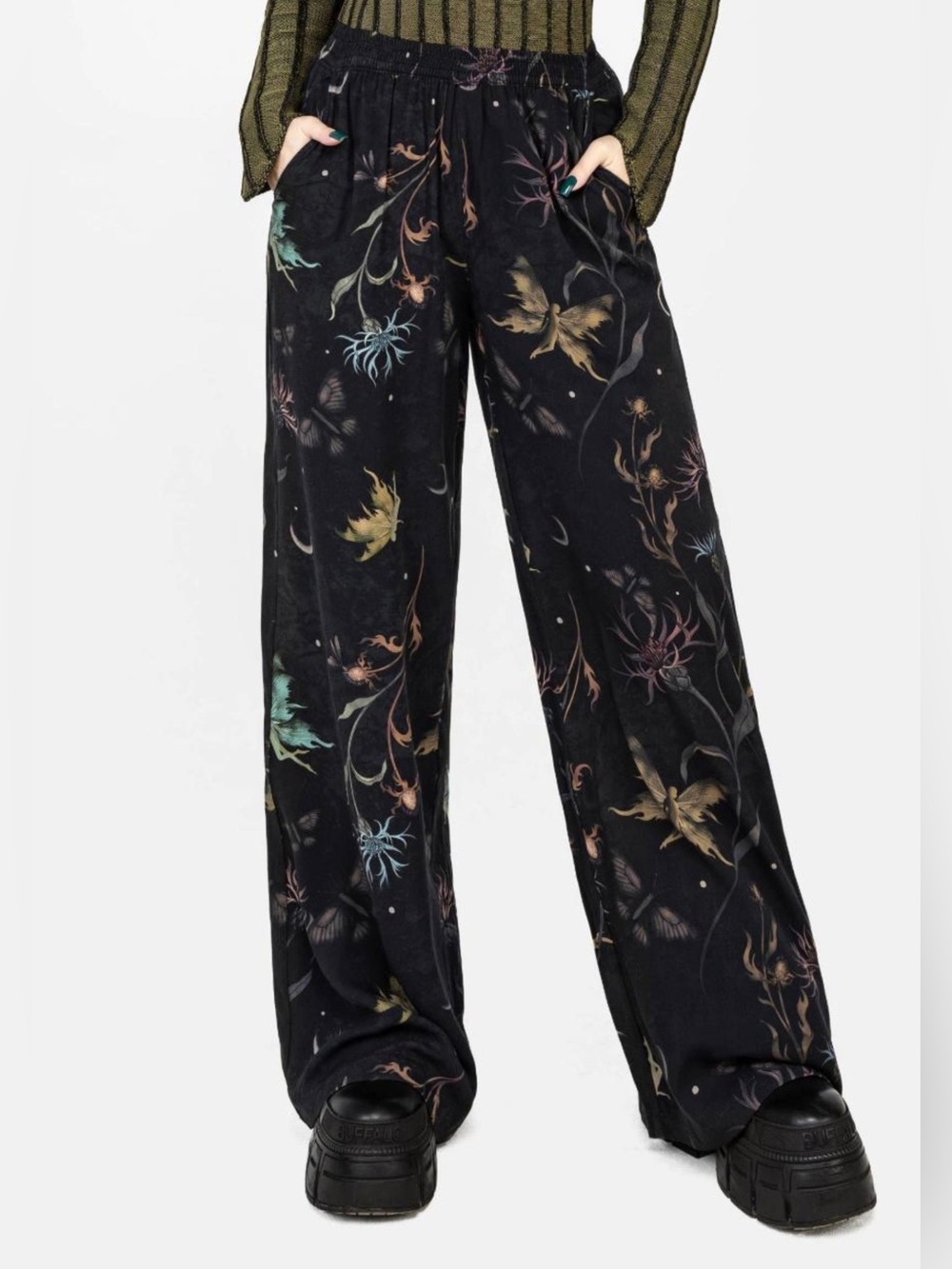 Disturbia Rosanella Floral Print Straight Leg Trousers pants 2 XS black fairy